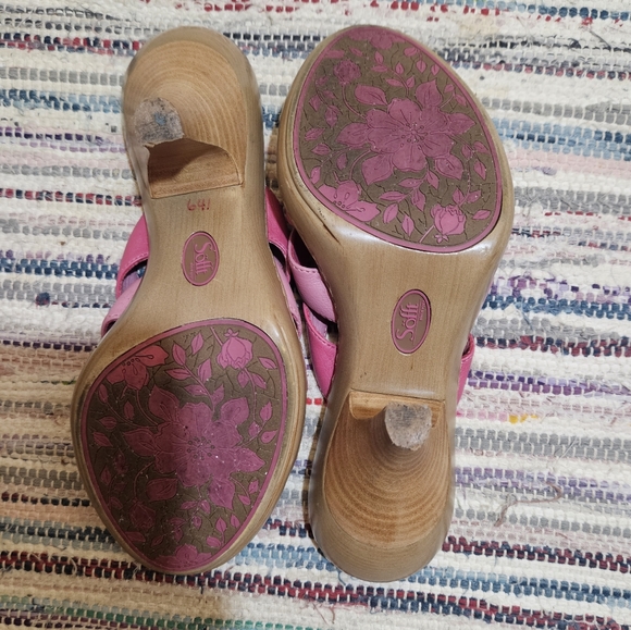 💕2/$30💕 Barbie™ CORE Pink Straps Heels - Picture 5 of 5